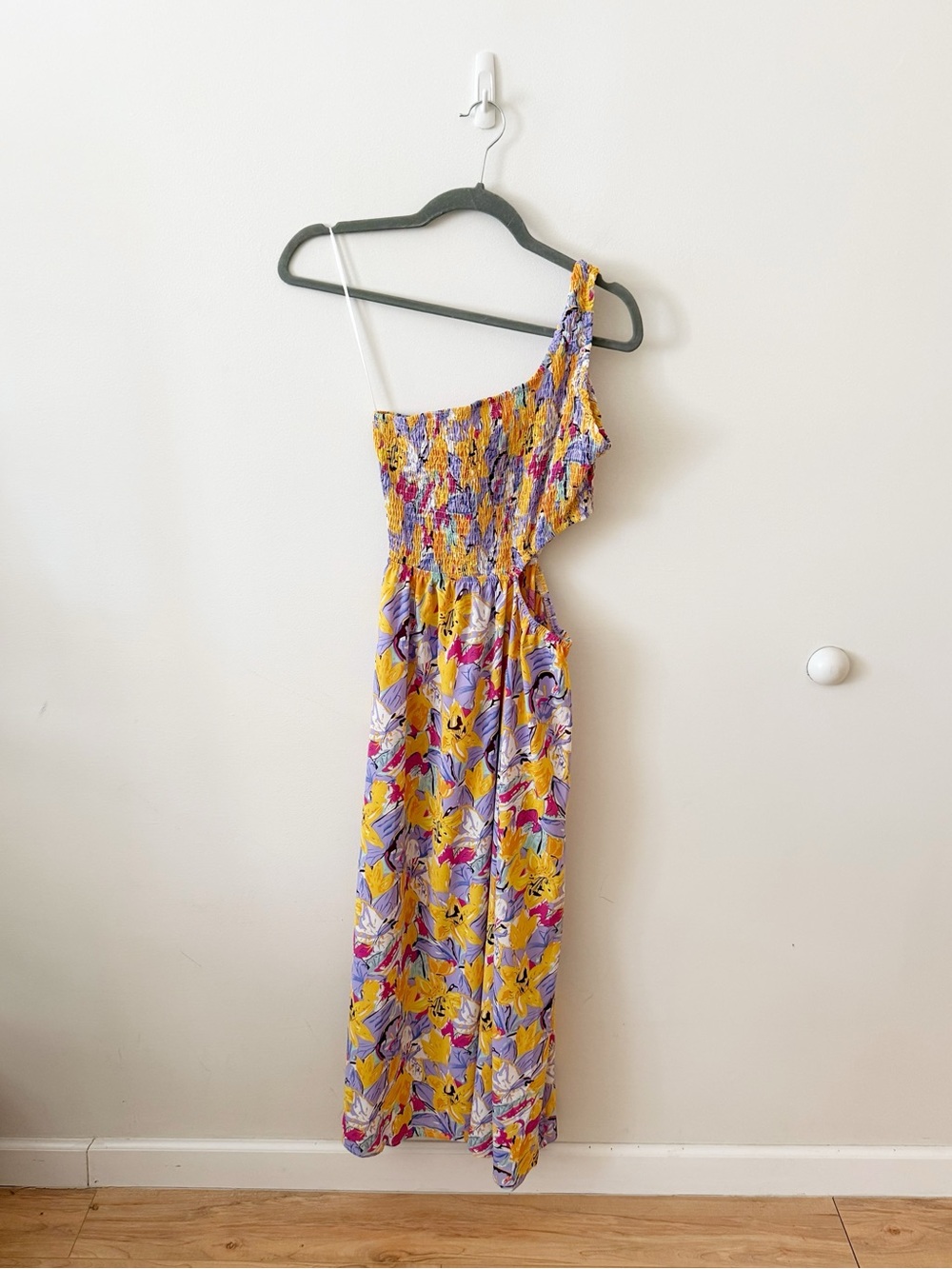 Hello Molly One-Shoulder Floral Madi Dress